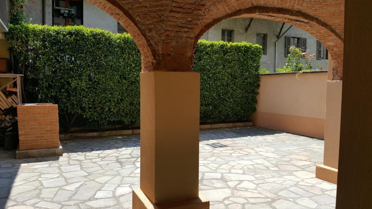 La Taverna Di Tony Bed & Breakfast Montalto Dora Dış mekan fotoğraf